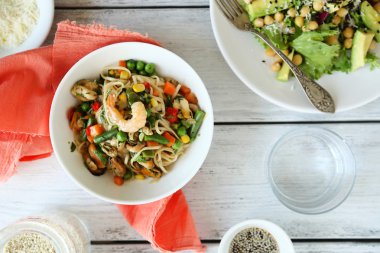 Deniz ürünleri ile beslenme erişte 