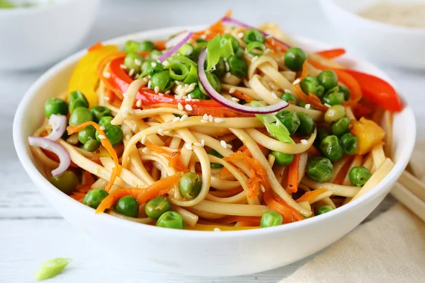 Noodles and green pears — Stock Photo, Image