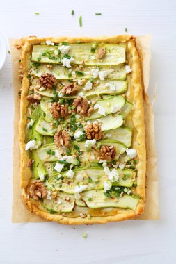 kabak pasta peynir ve fındık ile