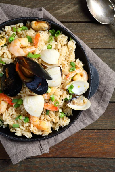 Delicious rice with shrimp and mussels — Stock Photo, Image