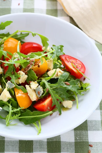 Taze domates salatası — Stok fotoğraf