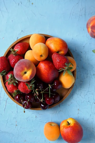 Frutas e bagas — Fotografia de Stock