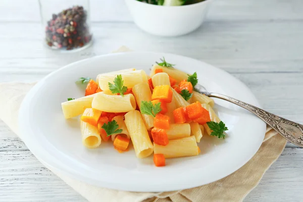 Pasta with vegetables — Stock Photo, Image