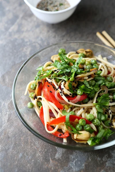 Asian noodles with seafood — Stock Photo, Image