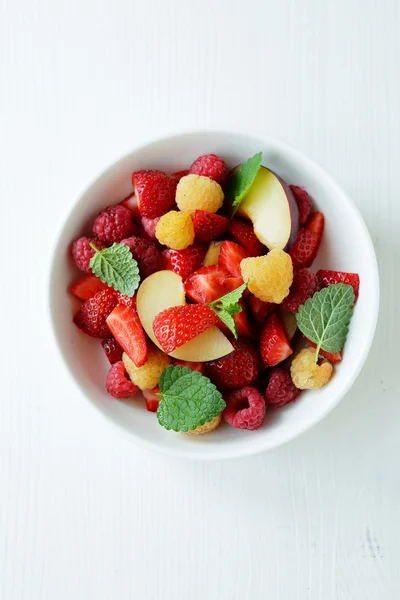 Summer fruits salad — Stock Photo, Image