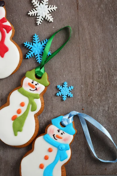 Christmas snögubbe cookies på trä — Stockfoto