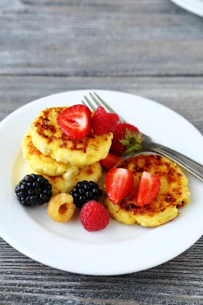 Stack berry pancakes — Stock Photo, Image