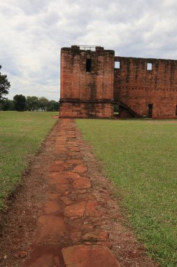 Jess de Tavarange 'ın Paraguay' daki Cizvit Görev Harabeleri