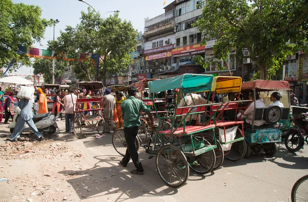 Cykel rickshaws i Delhi, Indien — Stockfoto