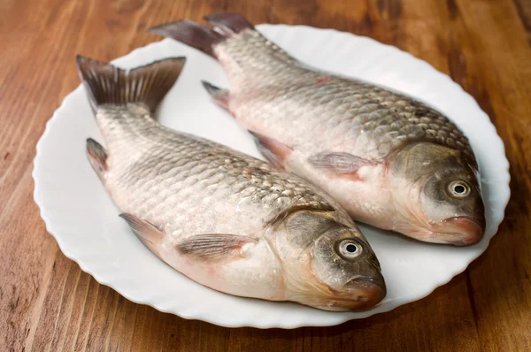 bir tabakta iki balık