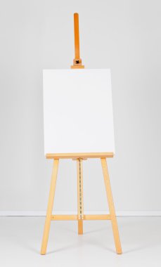 Şövale boş tuval şablonu ile