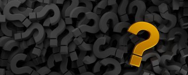 Bir altın soru işareti içeren siyah soru işaretleri yığını yukarıdan düz görünüm, soru, faq veya beyin fırtınası konsepti, 3D illüstrasyon