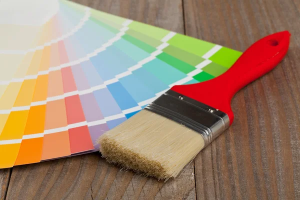 Color chart guide with brush — Stock Photo, Image