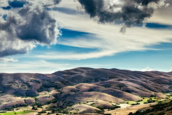 Uma vista das montanhas de Abruzzo (Itália) perto de Campo Imperato — Fotografia de Stock