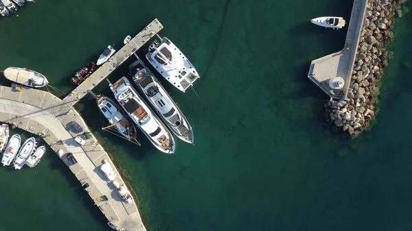 Aerial view of the pier with Paros island on a Naousa village — Stock Photo, Image