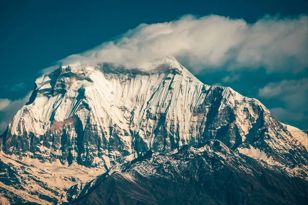 Гора Дхаулагири в Гималайском хребте, регион Аннапурна, Непал Стоковое Фото