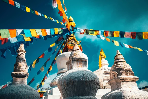 Ступа Намобудда в Гималаях, регион Аннапурна, Непал Лицензионные Стоковые Фото