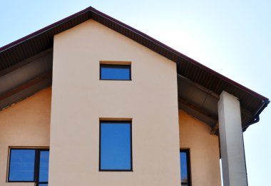 Windows ile özel modern bina