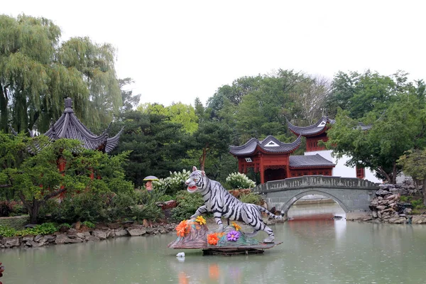 加拿大蒙特利尔植物园的中国花园 — 图库照片