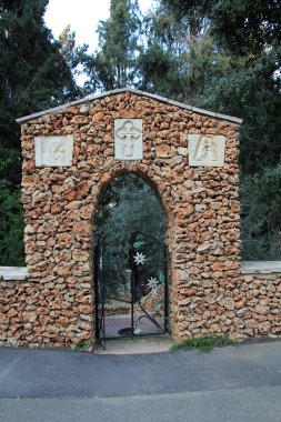 Bahçe Gornensky Manastırı