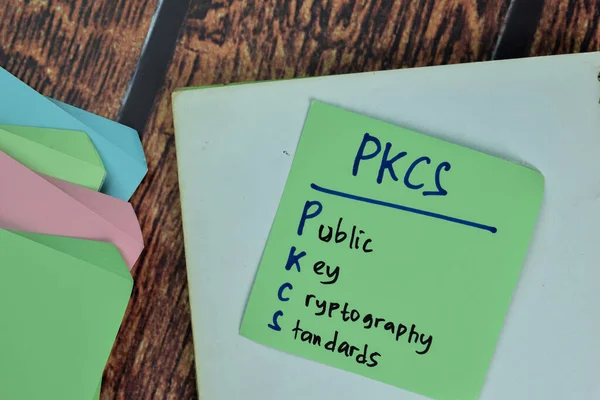 Pkcs Public Key Cryptography Standards Schreiben Auf Klebrige Zettel Isoliert — Stockfoto
