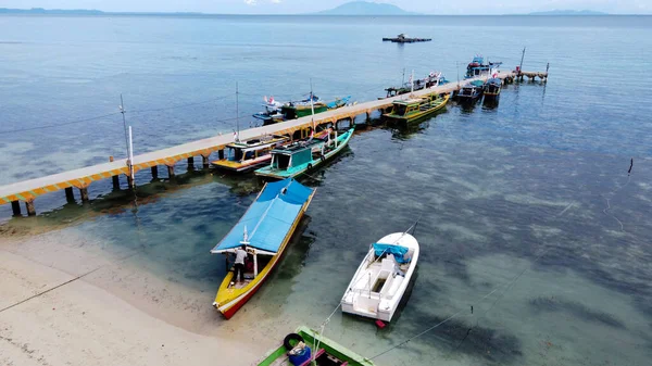 Вид Сверху Вниз Красочные Деревянные Лодки Лодки Пирсе Lampung Indonesia — стоковое фото