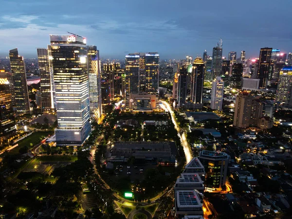 Pemandangan Udara Bangunan Perkantoran Distrik Bisnis Pusat Jakarta Dan Awan — Stok Foto