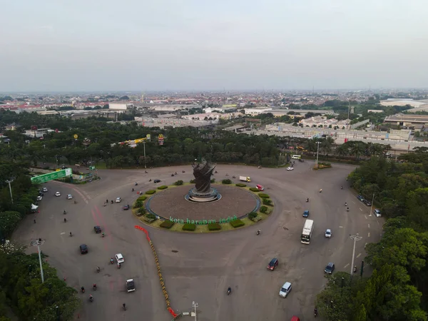 Cima Para Baixo Tráfego Bekasi Rotunda Durante Dia Ensolarado Carros — Fotografia de Stock