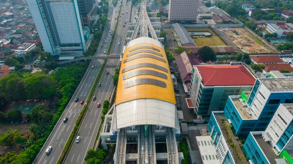 Jakarta Inşa Edilen Yeni Istasyondaki Lrt Tren Istasyonunun Havadan Görüntüsü — Stok fotoğraf