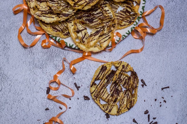 Geveze ya da at arabası, karnaval pastası.