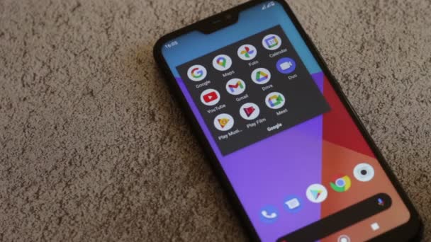 Nová Aplikace Google Meets Přejmenovaná Obrazovce Smartphonu — Stock video