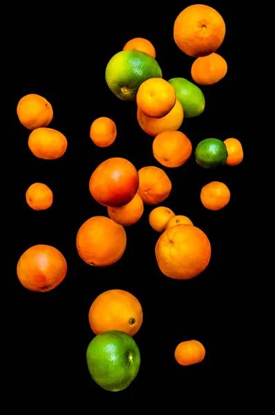 Frutti Agrumi Arance Pomeli Lime Mandarini Pompelmi Isolati Fondo Nero — Foto Stock