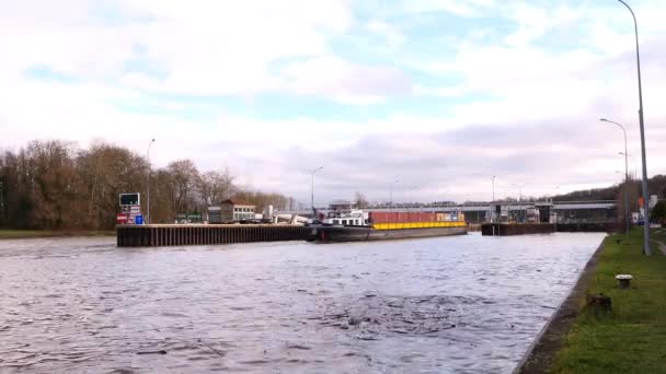 Boissise Roi France January 2021 Industrial Transport Boat Barge Containing — Stockvideo