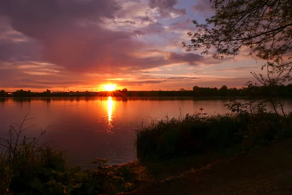 Amazing Landscape Dramatic Sky Water Sunrise Sunset Rural Scene Silhouette — Stock Photo, Image