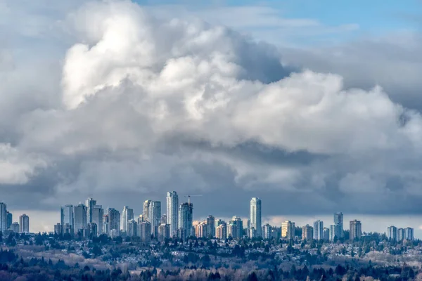 Overview of Metrotown center on stormy clouds background — Stock Photo, Image