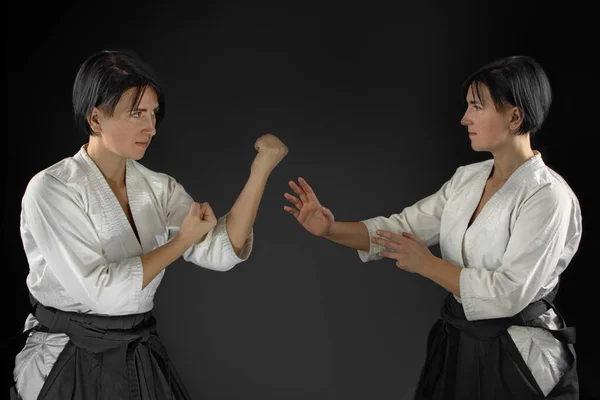 Closeup Hand Hand Man Woman Fight Black Background Asian Kung — Stock Photo, Image