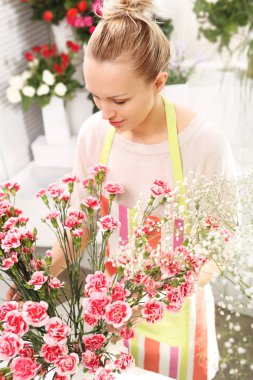 çiçek satıcı. Grup