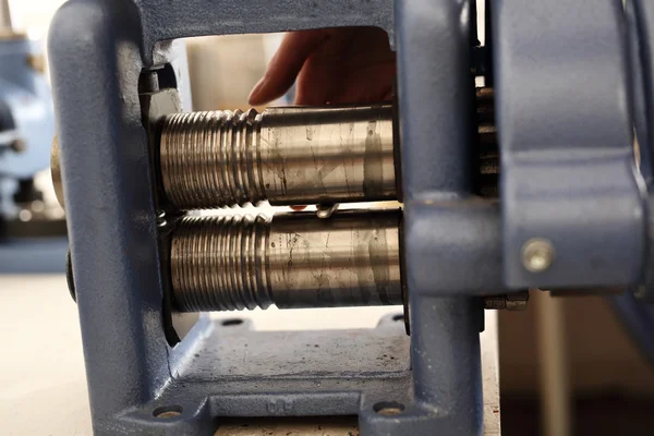 Fabricación de anillos, barras rodantes . — Foto de Stock