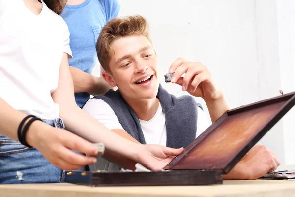 En la escuela. Lección. estudiantes de escuela — Foto de Stock