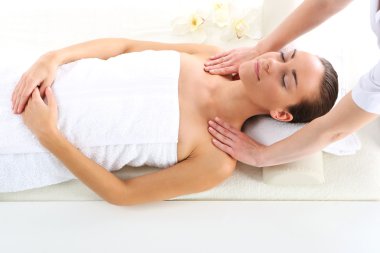 bir kadın bir Spa Masaj masör
