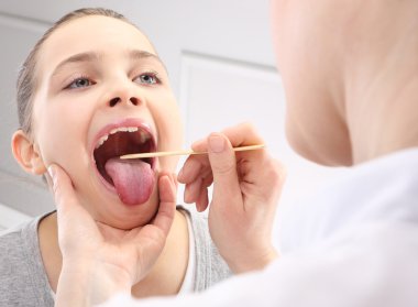 Doktor hasta çocuk