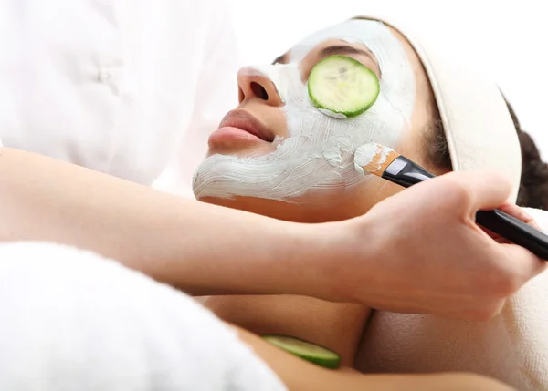 Beautician applied makeup on the face of a woman — Stock Photo, Image