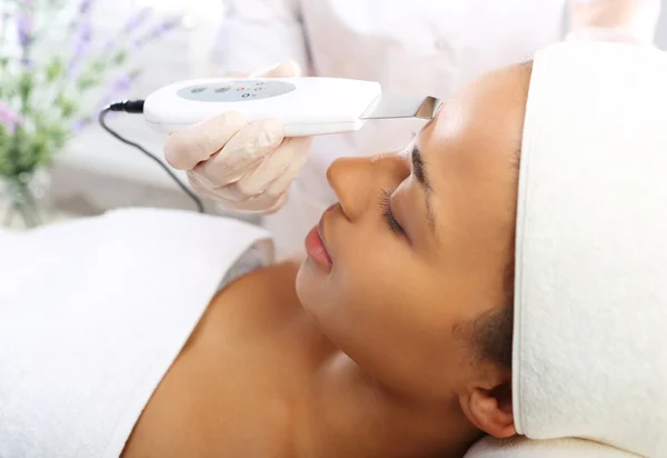 Facial, exfoliación, exfoliación, rejuvenecimiento , — Foto de Stock