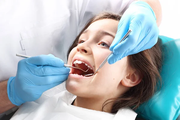 Proper brushing, child dentist — Stock Photo, Image