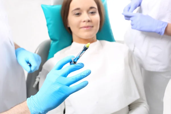 Dental treatment under anesthesia — Stock Photo, Image