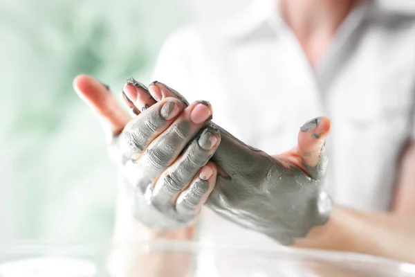 A kéz természetes spa kezelésekkel — Stock Fotó