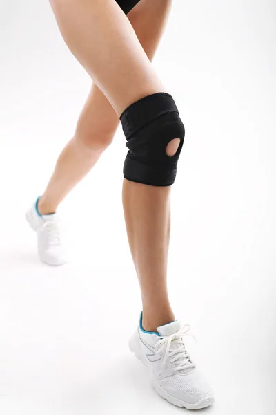 Анатомический ортез колена — стоковое фото