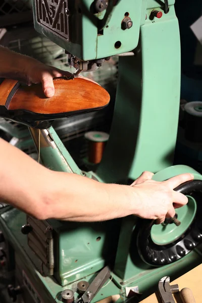 Швейна машина взуття — стокове фото