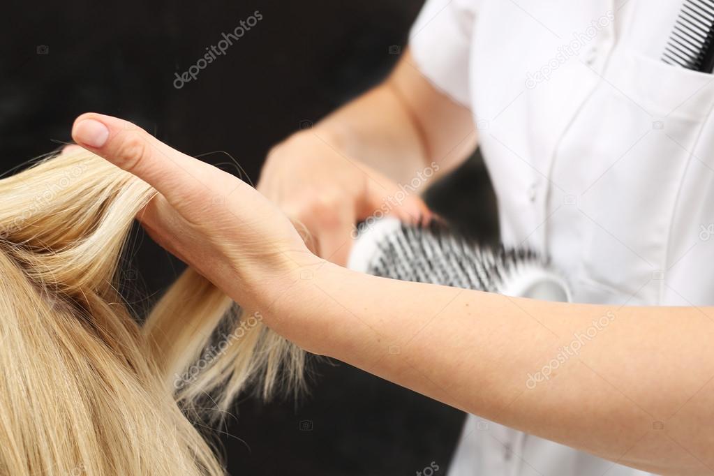 Modeling hair brush