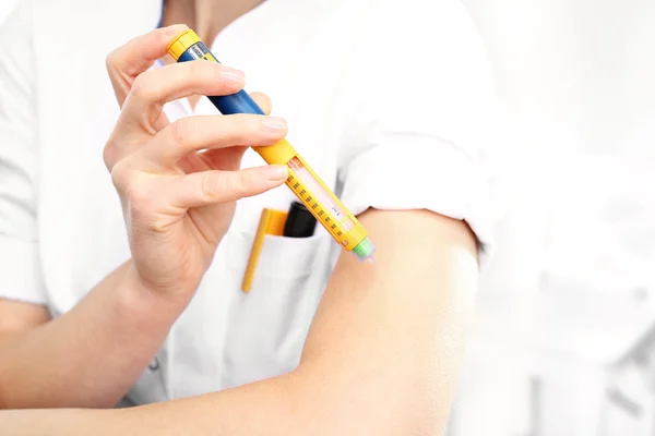 Diabetes, a woman with diabetes — Stock Photo, Image